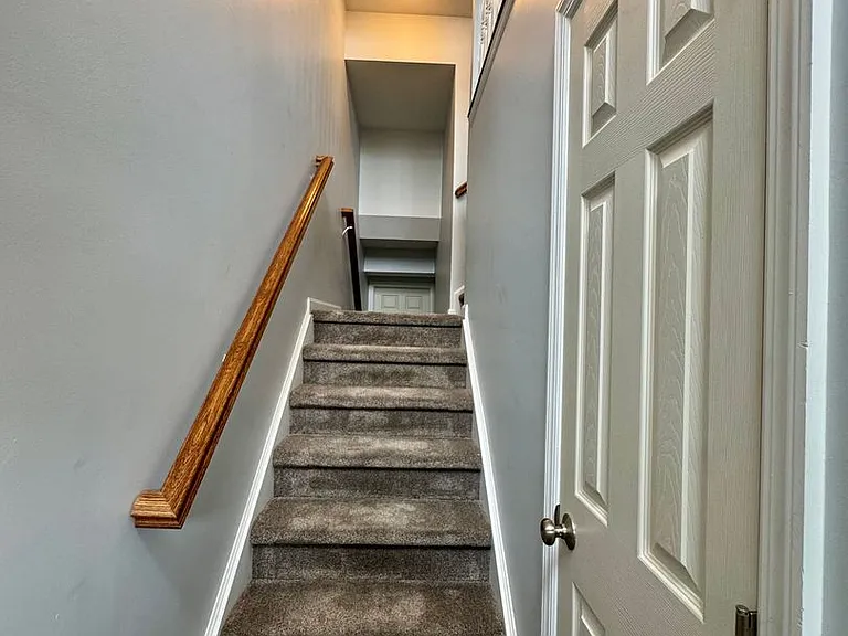 307 Marshall Heights Dr — Photo 5
