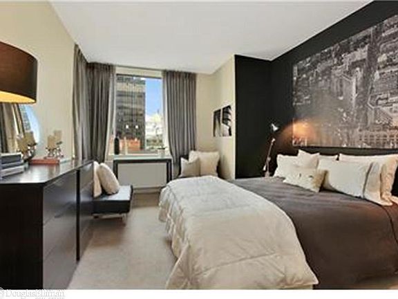 5th image of 2 Columbus Ave APT 14B