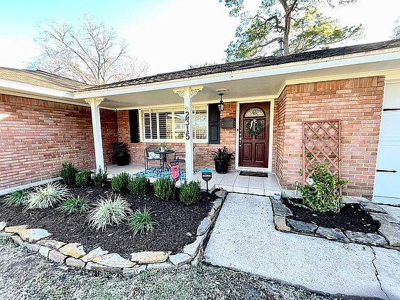 2nd image of 2315 Cheshire Ln