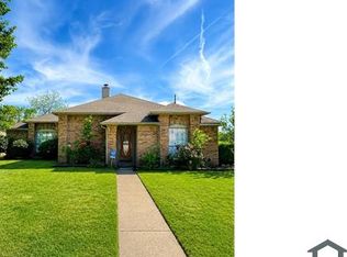 5824 Emrose Ter, Dallas, TX 75227