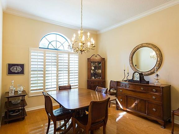 4th image of 8814 Heather Glen Ct