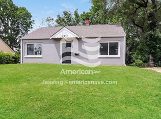 3208 E 62nd St, Kansas City, MO 64130