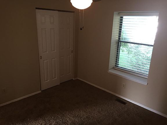 3rd image of 6011 Jennagate Ln