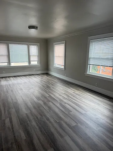 809 S I St #306 Photo 1
