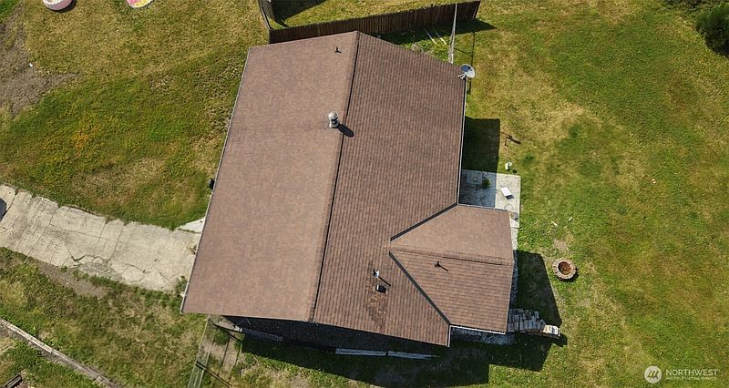 4th image of 291 Little John Lane