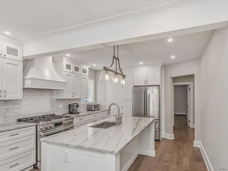 1st image of 155 Carman Avenue