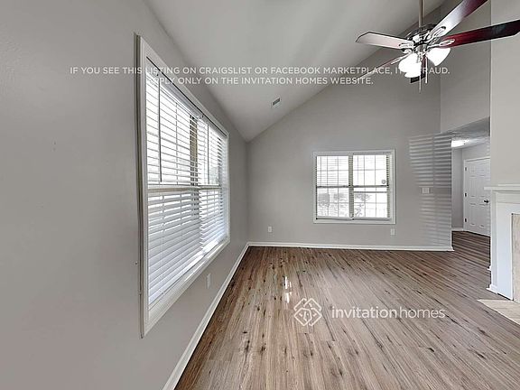 5th image of 1052 Autumn Crest Dr