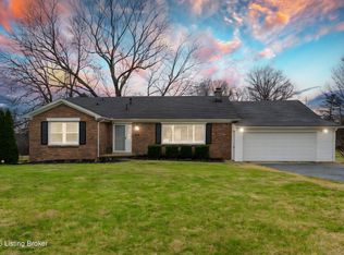 218 Rosewood Dr, Bardstown, KY 40004