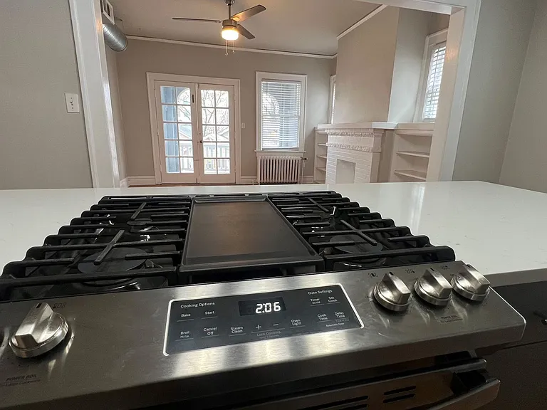 1214 S Elgin Ave — Photo 26