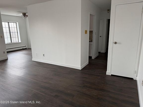 2nd image of 2 Elmwood Park Dr APT 503