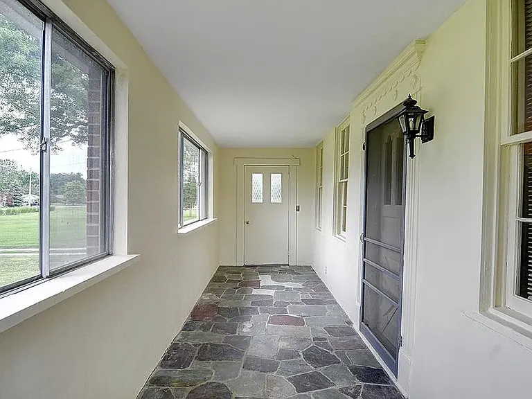 9556 Kenrick Rd — Photo 8