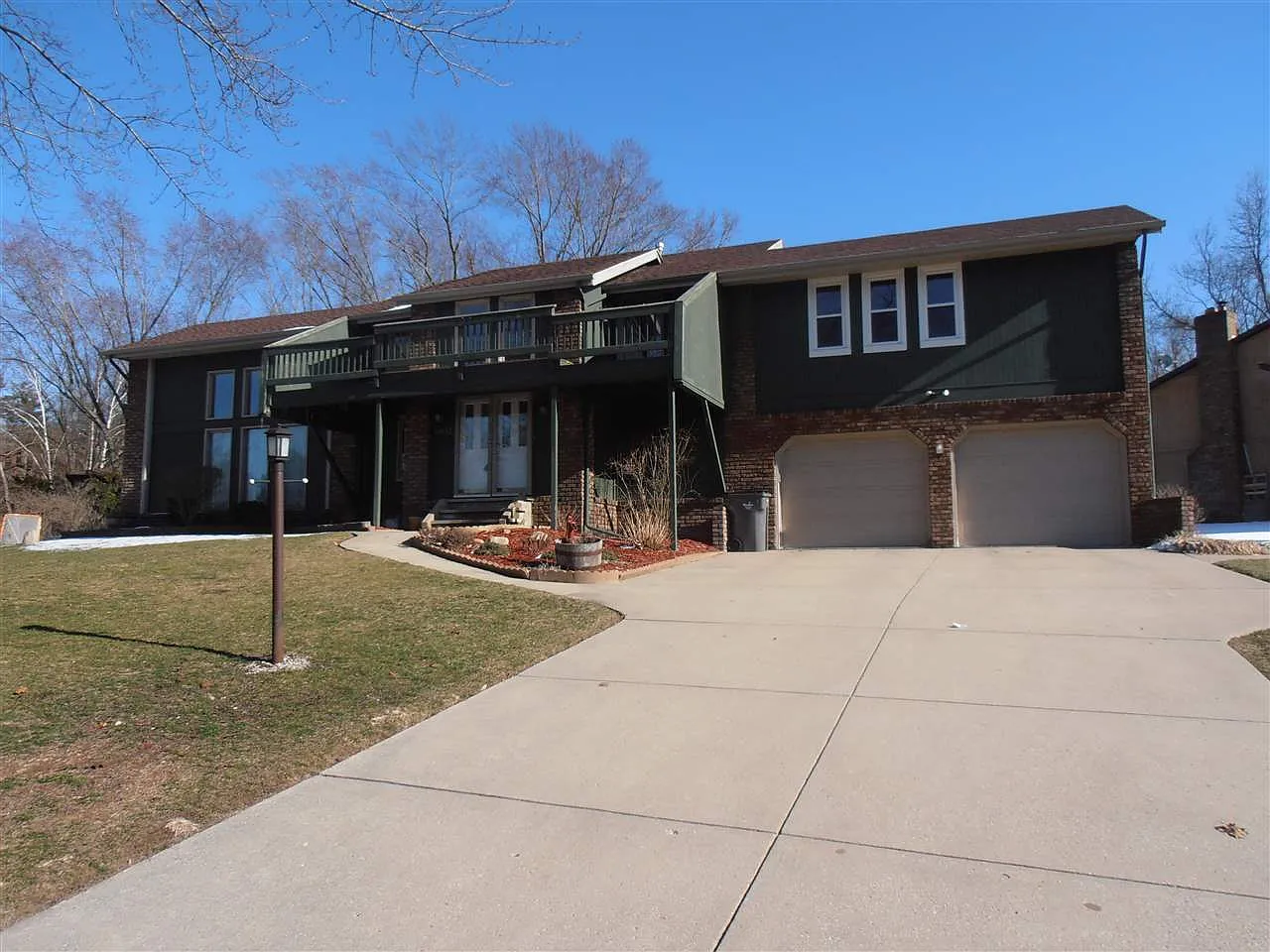 50932 Mercury Dr photo 1