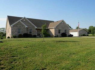 114 W Harvest Ln, Crawfordsville, IN 47933