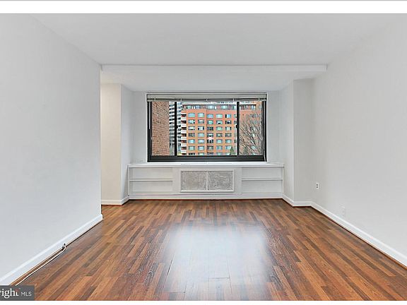 2nd image of 1021 Arlington Blvd #744-169