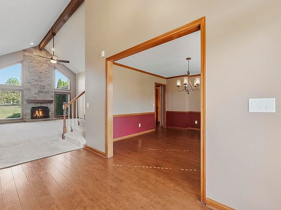 4th image of 2208 Longleaf Dr