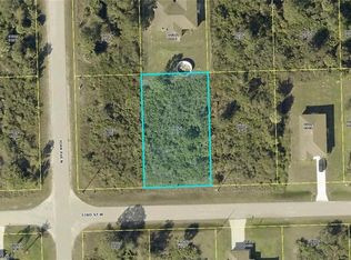 2908 53rd St W, Lehigh Acres, FL 33971