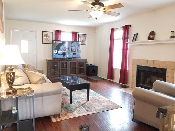 5th image of 2811 Old Carriage Ln