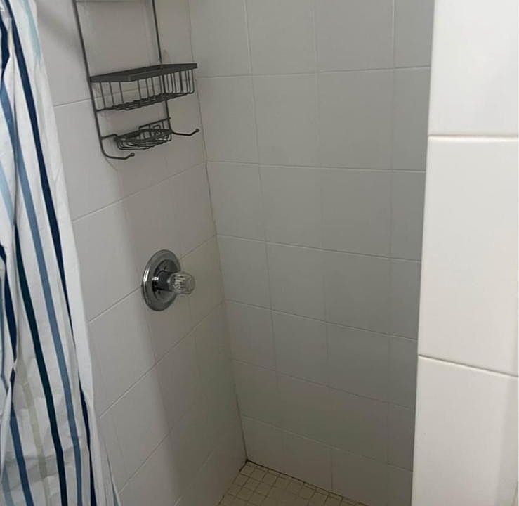 1st image of 1550 NE 173rd St