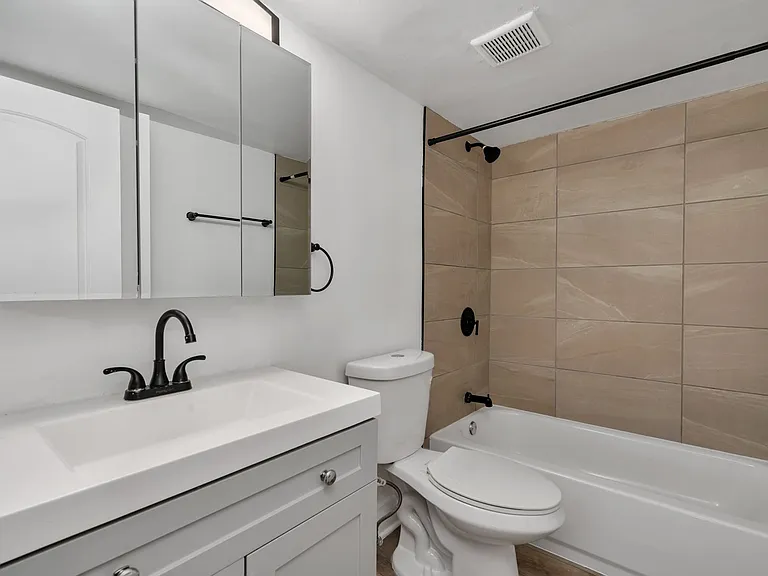 Quail Ridge Apartments — Photo 4