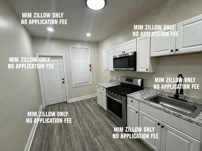 1248 Everett St — Photo 1
