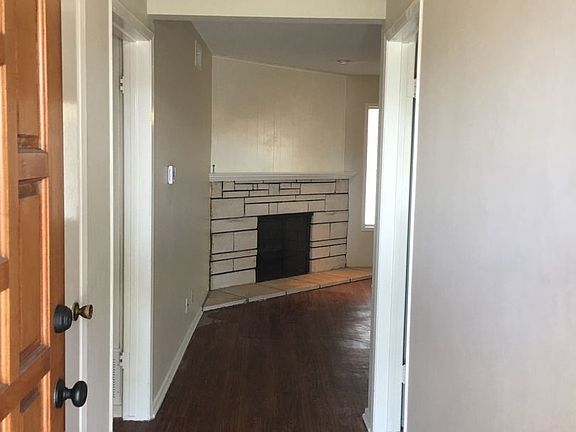 2nd image of 12712 Taylor St