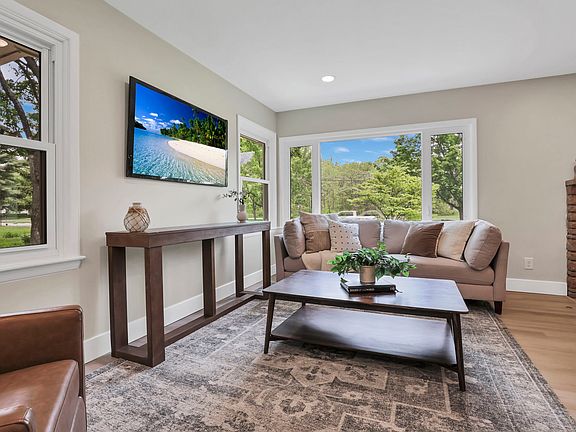 5th image of 2095 McCoy Rd