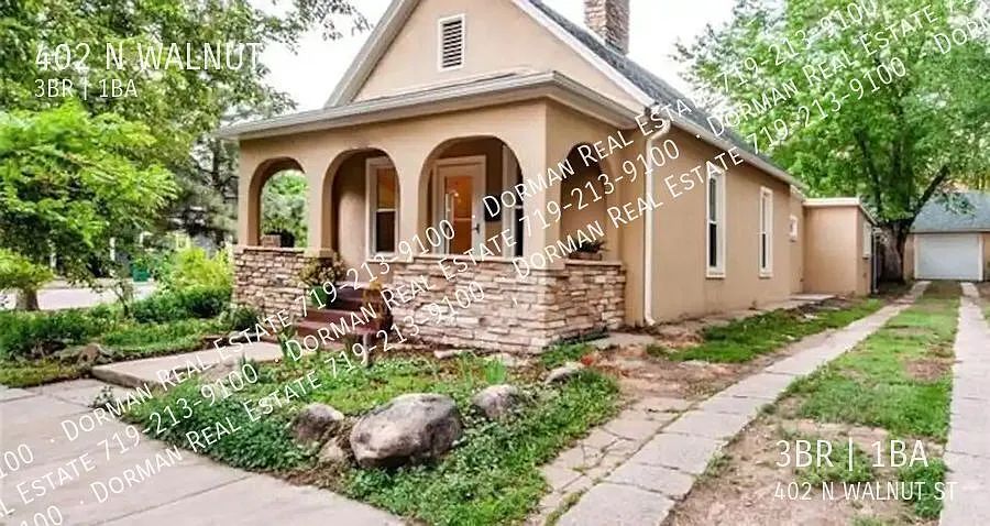 Beautiful downtown bungalow! — Photo 1