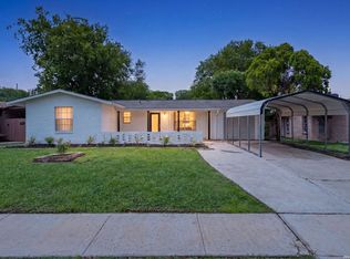 7830 Bronco Ln, San Antonio, TX 78227