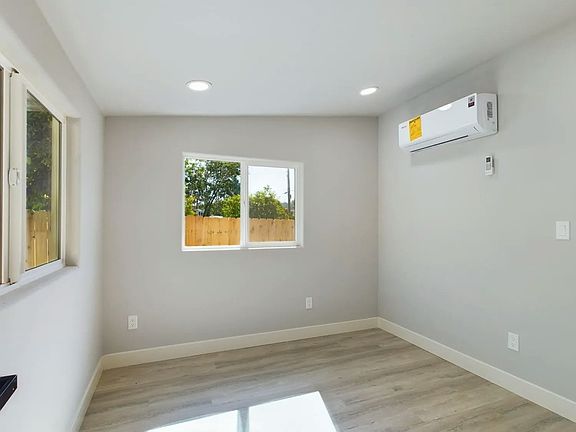 5th image of 430 5th St #A