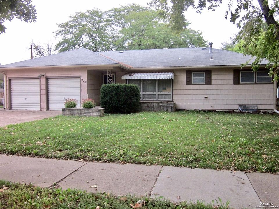 1st image of 2231 Quincy St