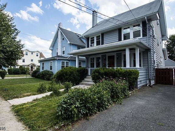 2nd image of 752 Magie Ave