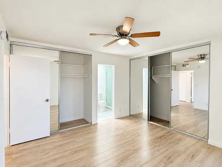 1217 S Ogden Dr #5 — Photo 11