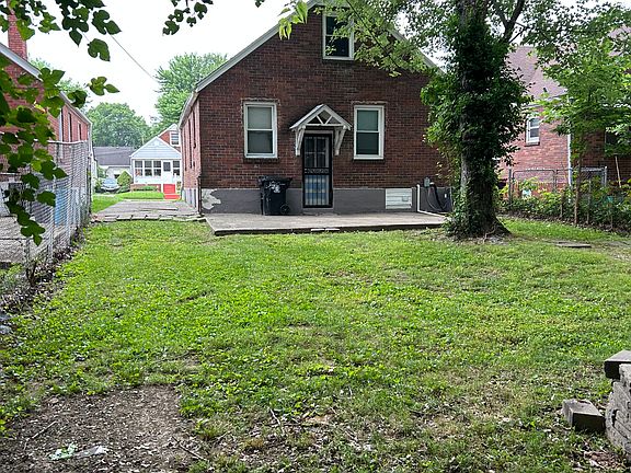 2nd image of 139 N 37th St