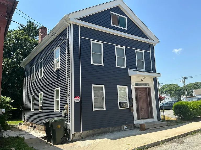 26 Brewer St #1 — Photo 2