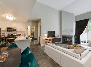 22900 Oak Ridge Dr #125, Santa Clarita, CA 91350