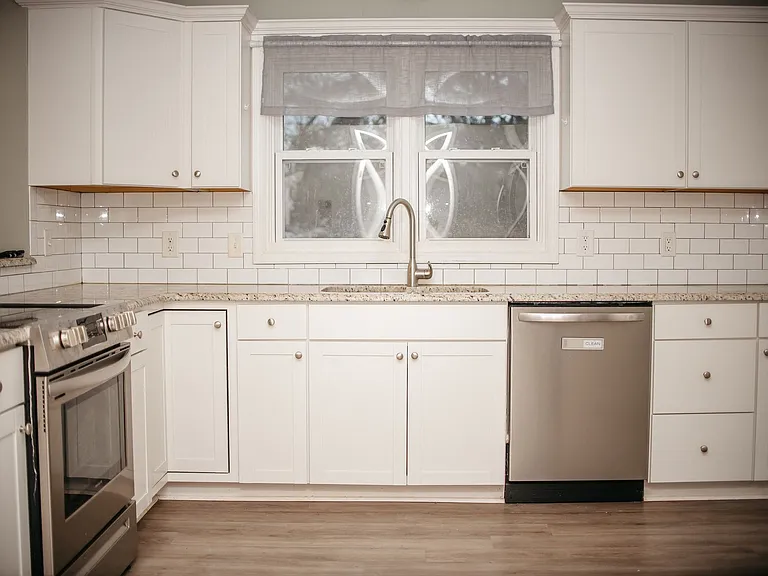 1449 Jill Dr — Photo 18