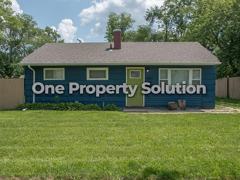 5001 Carolina St — Photo 2