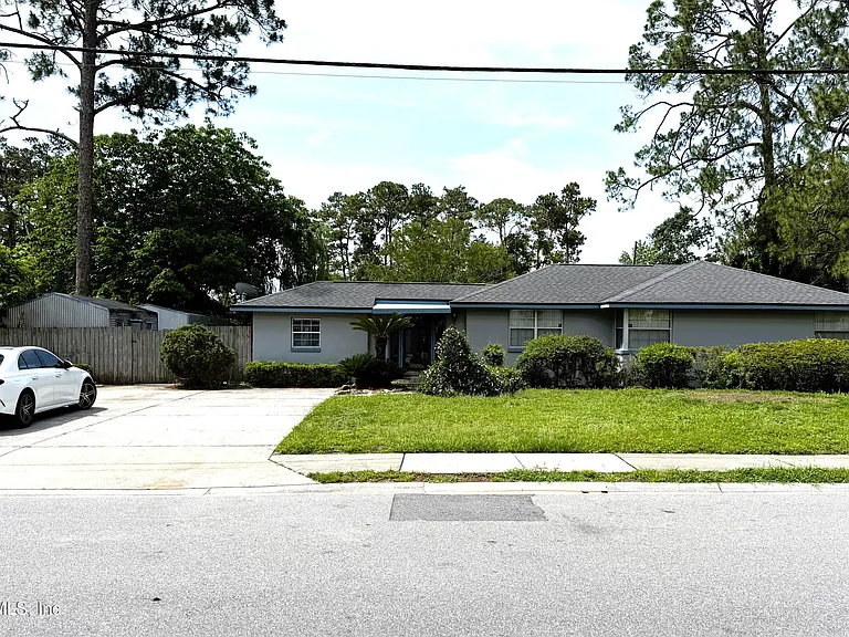 5410 Manfields Pl — Photo 1