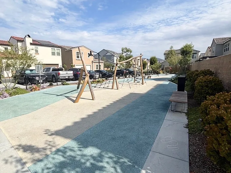 10110 Hercules Way — Photo 14