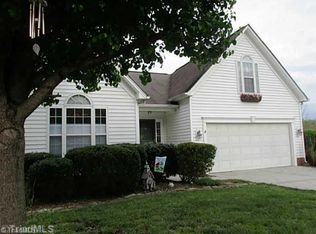 3332 Barnsdale Dr, Jamestown, NC 27282