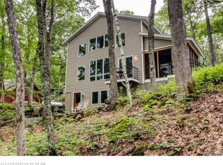 7 Pulpit Rock Rd, Raymond, ME 04071