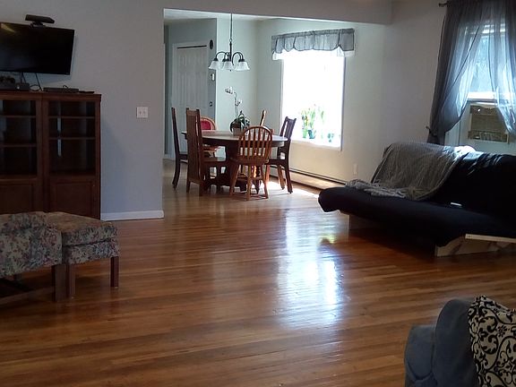 Front Room (from door)