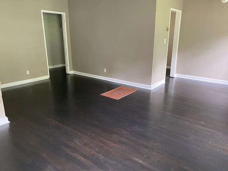 1783 Brewer Blvd SW — Photo 3