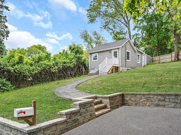 18 Port Jefferson Road, Sound Beach, NY 11789