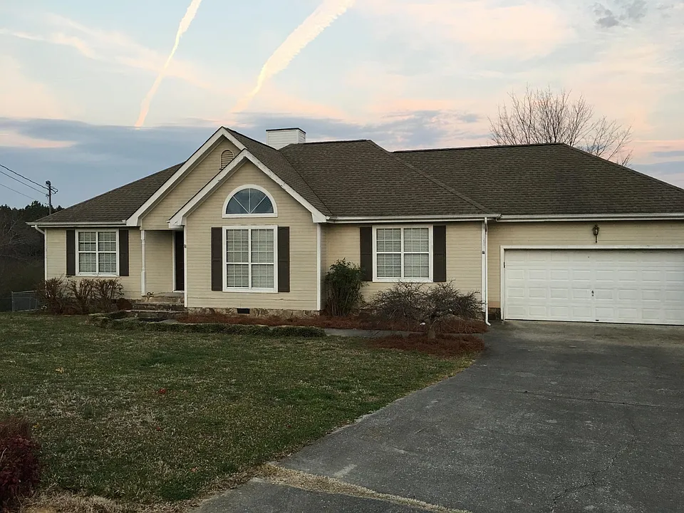 3 Pebblestone Dr