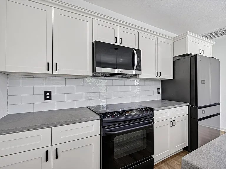 3701 Hutchins St — Photo 16
