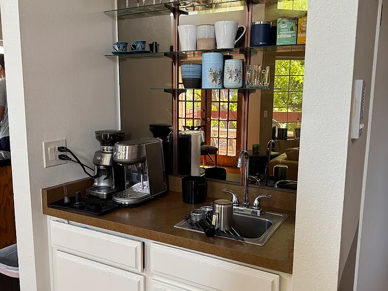 11831 Courtleigh Dr #201 — Photo 2