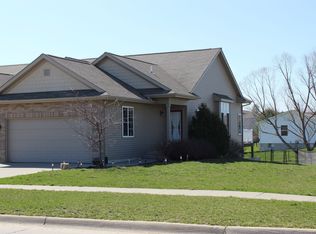 797 W Cherry St, North Liberty, IA 52317