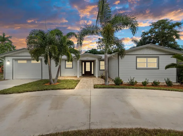 321 SE Edgewood Drive, Stuart, FL 34996