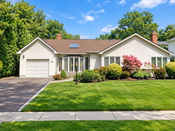 37 Linden Street, Garden City, NY 11530